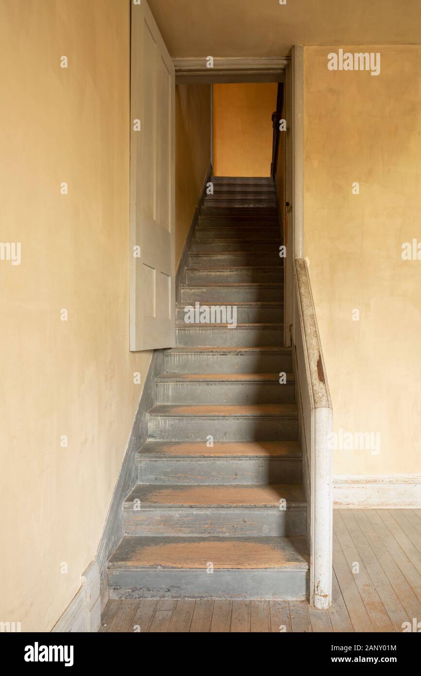 Tm00421-00...MONTANA - Retour à l'escalier au deuxième étage de l'hôtel vieux Meade, conservés dans la ville fantôme de Bannack à Bannack State Park. Banque D'Images