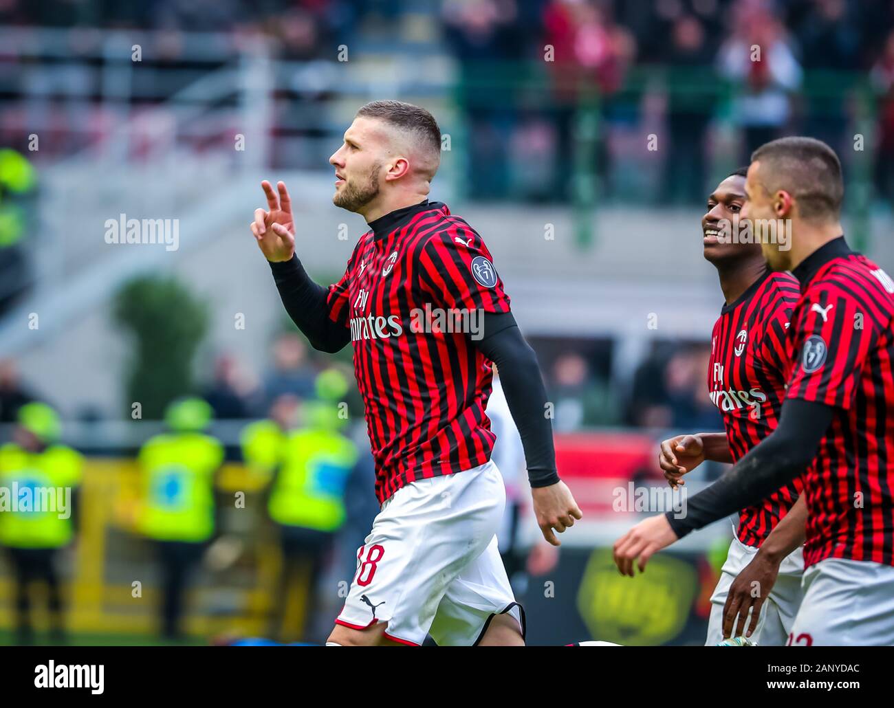 Ante rebic de l'AC Milan marque le but pendant Milan vs Udinese, Milan, Italie, 19 janvier 2020, le soccer le football italien Serie A Championnat Hommes Banque D'Images