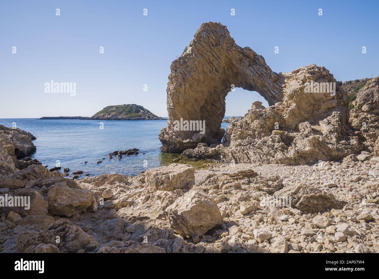 Paysage de Grande Blue Blue Sky Beach Beach (plage secrète), Rhodes, Grèce Banque D'Images