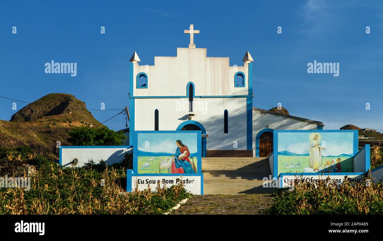 Igreja Nossa Senhora De Fátima - Guindón Banque D'Images