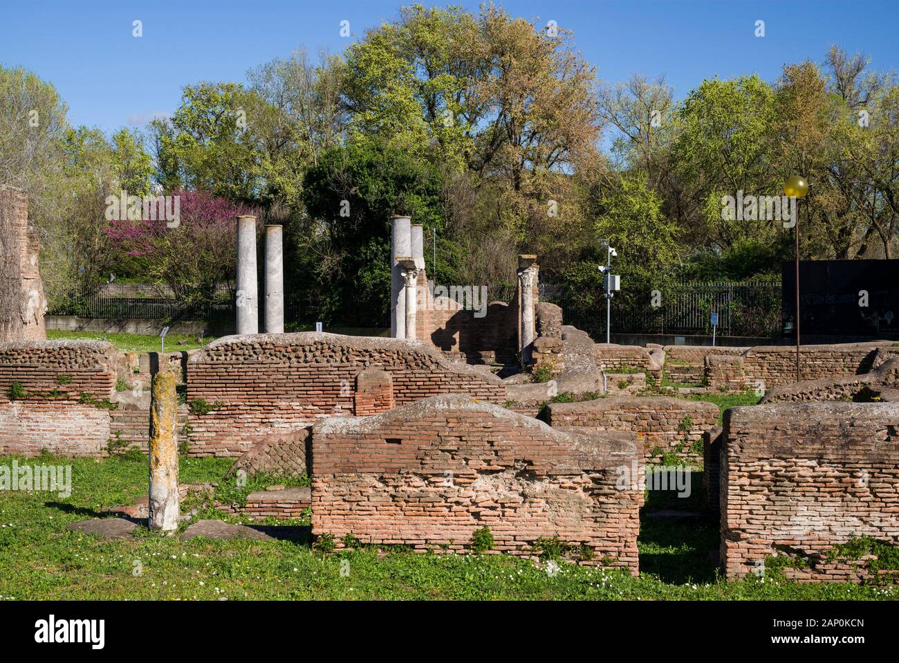 Rome. L'Italie. Ostia Antica. Vestiges de la Synagogue, ca. mi 1er siècle de notre ère. Regio IV Banque D'Images