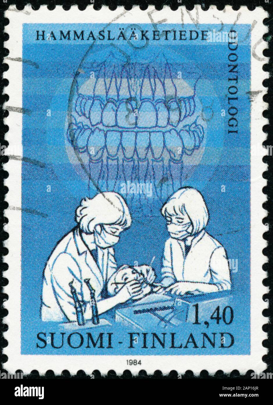 POLTAVA, UKRAINE - le 20 janvier 2020. Vintage de timbres en Finlande circa 1984 Congrès International de dentiste Banque D'Images