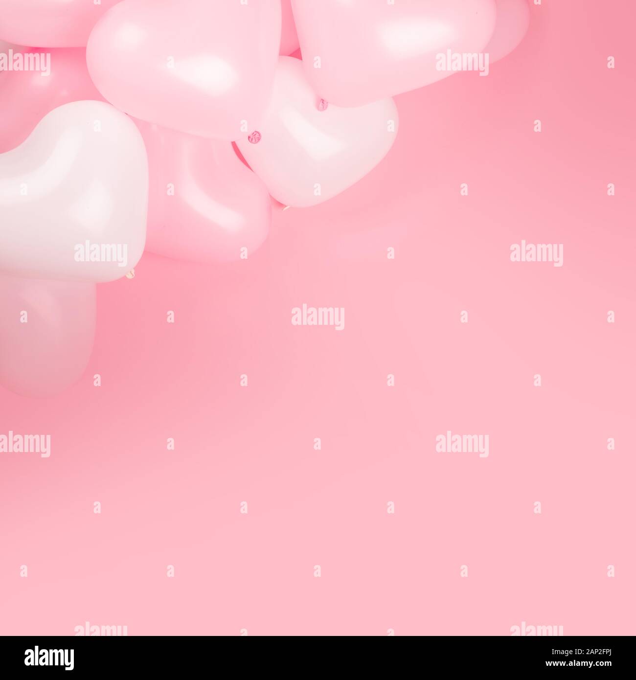 De nombreux messages d'Happy valentines day rose et blanche en forme de coeur fond de ballons border frame télévision jeter coin avec copie espace pour le texte Banque D'Images