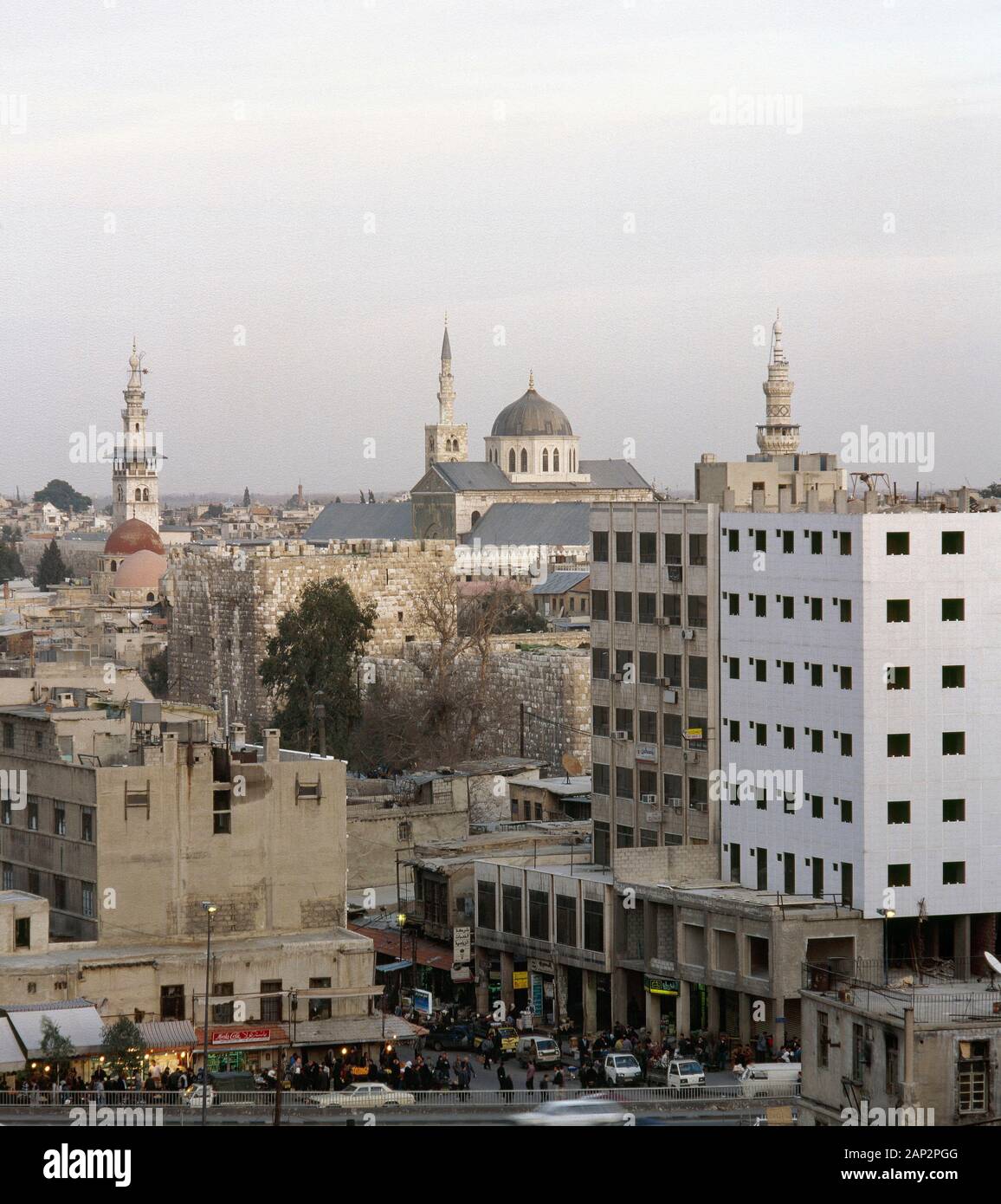 République arabe syrienne. Damas. Aspect de la ville au coucher du soleil. Photo prise avant la guerre civile en Syrie. Banque D'Images