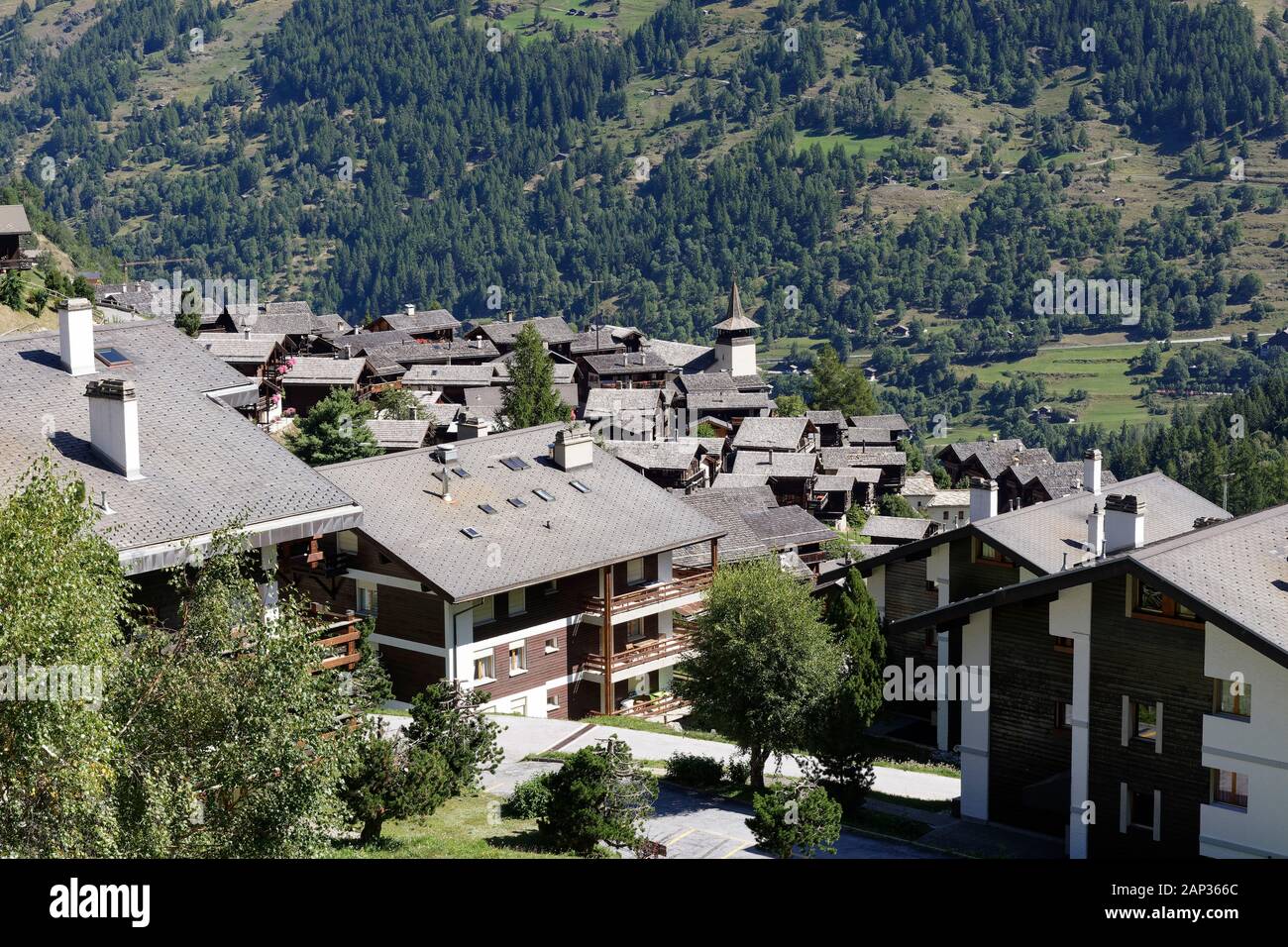 Vue de dessus de Grimentz, Valais, Suisse, Europe. Banque D'Images