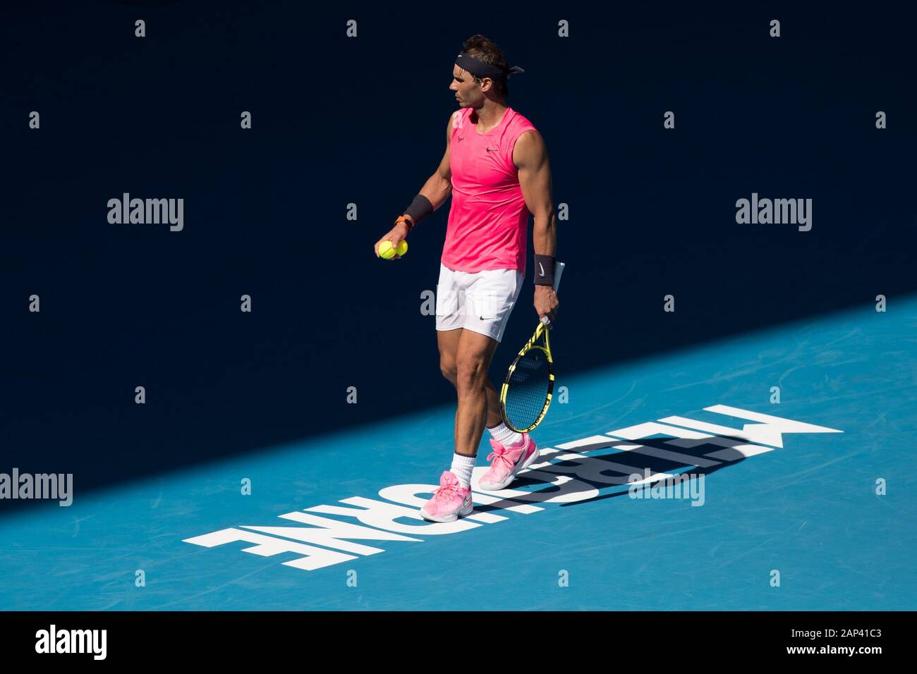 Melbourne, Australie. 21 Jan, 2020. L'Espagne de Rafael Nadal battu Hugo Dellien, de Bolivie., . à Melbourne Park, Melbourne, Australie, le 21 janvier 2020. Photo de Peter Dovgan. Credit : UK Sports Photos Ltd/Alamy Live News Banque D'Images