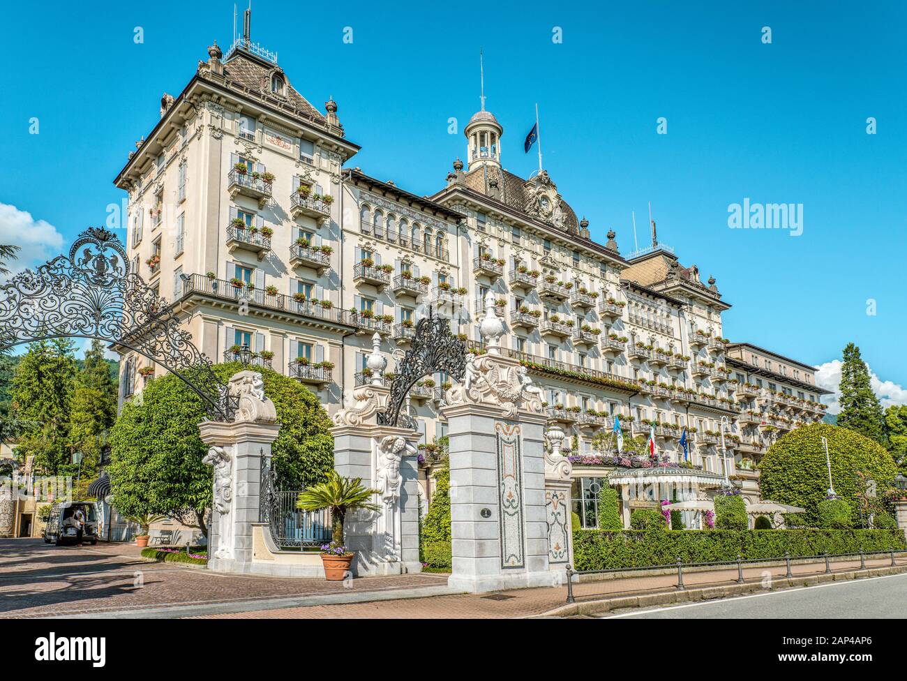 Grand Hôtel des Iles Borromées au bord de l'eau de Stresa au Lago Maggiore, Piemont, Italie Banque D'Images