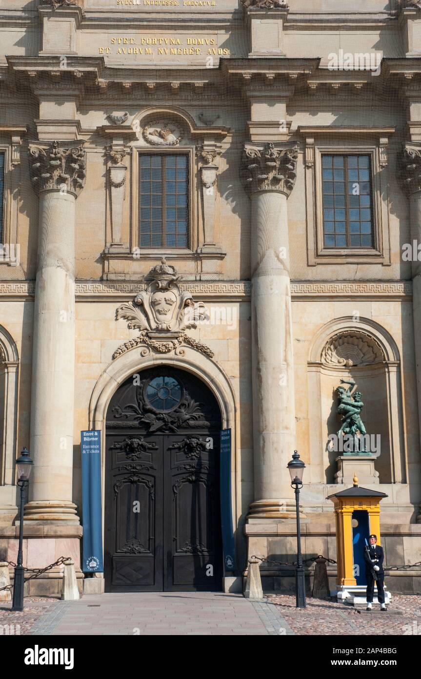 Entrée au Palais Royal de Gamla Stan, Stockholm, Suède Banque D'Images