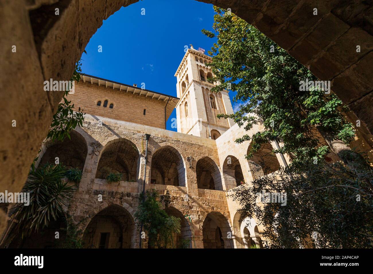 Dans la cour de l'église luthérienne du Rédempteur, Jérusalem Banque D'Images