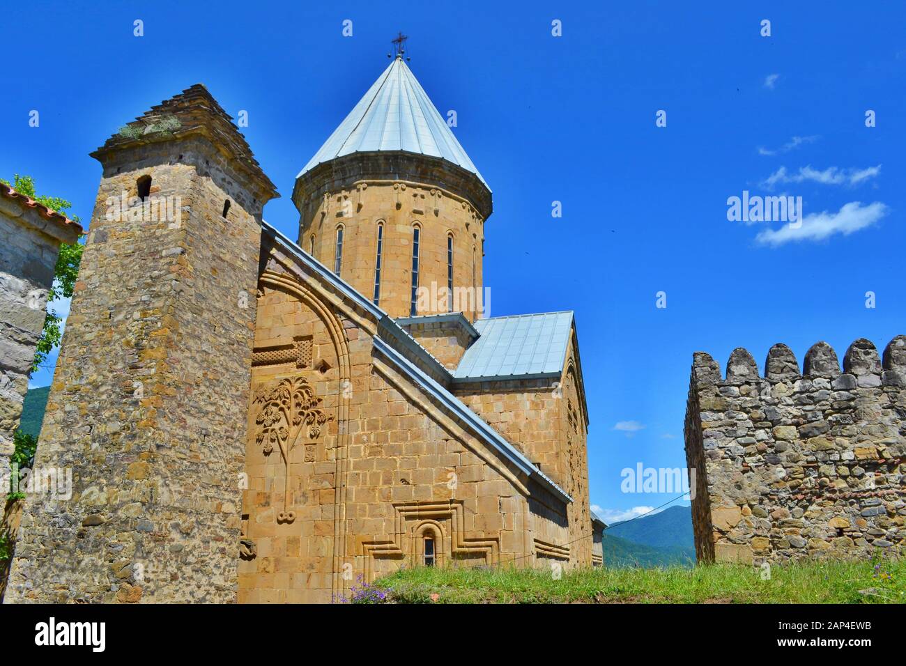 Ananuri, complexe de château sur la rivière Aragvi en Géorgie. Banque D'Images