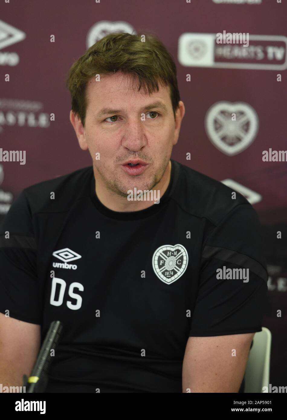 Oriam Performance Sports Centre, Riccarton, Edinburgh, Ecosse. .UK 21e Jan 20 coeurs Manager Daniel Stendel, appuyez sur Ladbrokes premiership match souhaiterait pr&enter pour le comté de Ross. Crédit : eric mccowat/Alamy Live News Banque D'Images