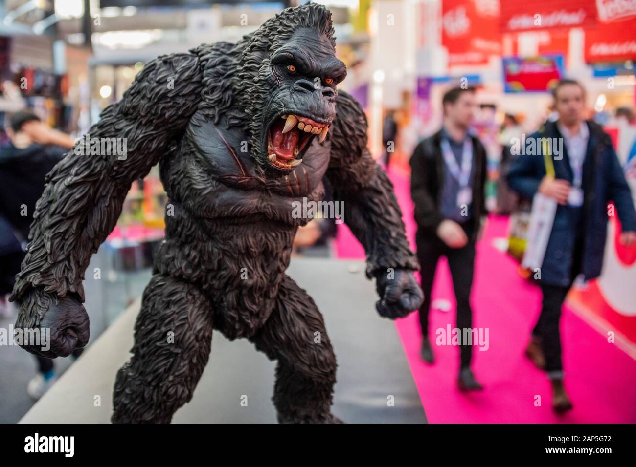 King kong toys Banque de photographies et d'images à haute résolution -  Alamy