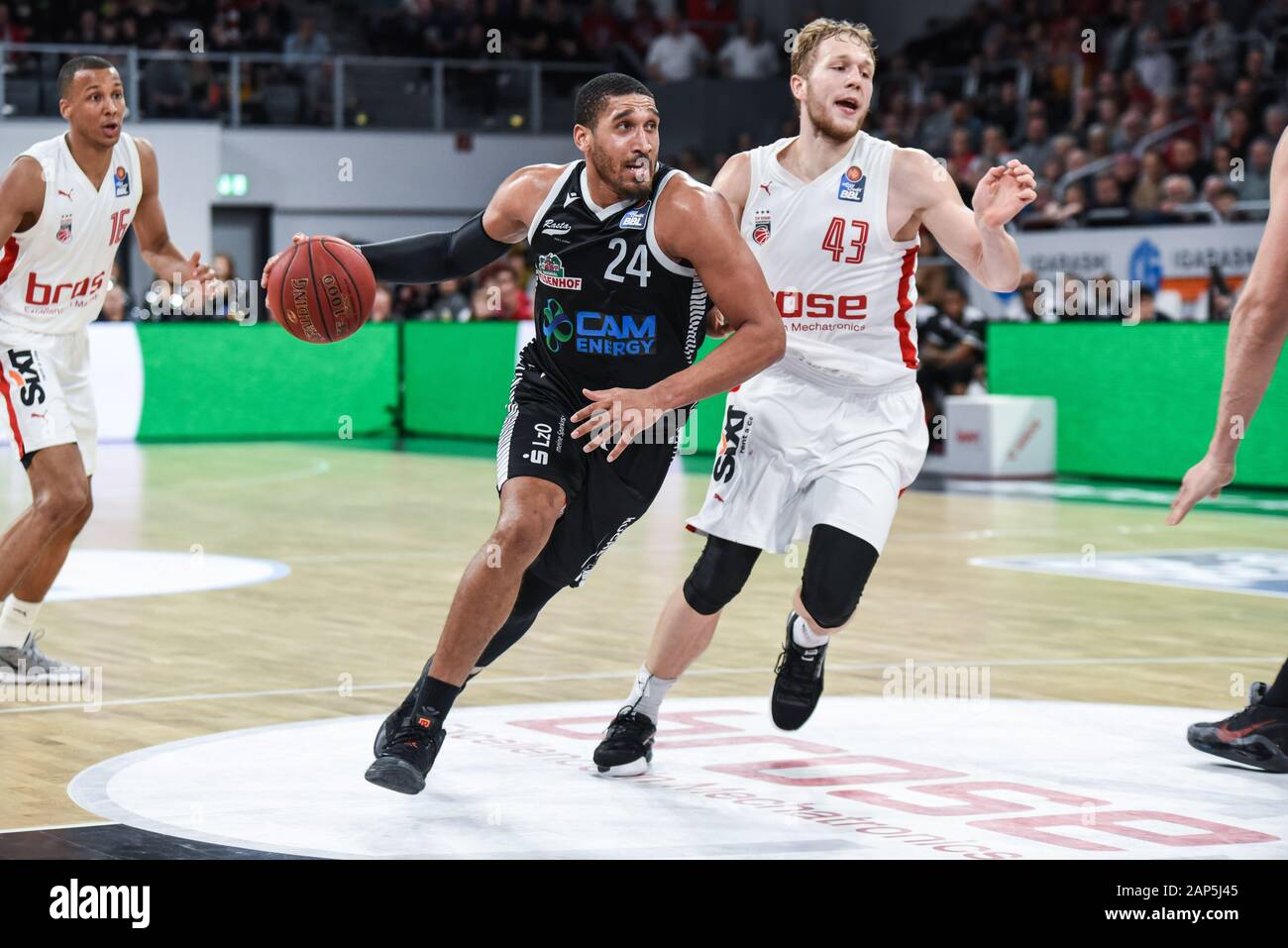 Allemagne, Bamberg, Brose Arena - 19.01.2020 - Basketball, 1 Bundesliga - Brose Bamberg Contre Rasta Vechta Image: (Fltr) Ischmail Wainwright (Rasta Vecht Banque D'Images