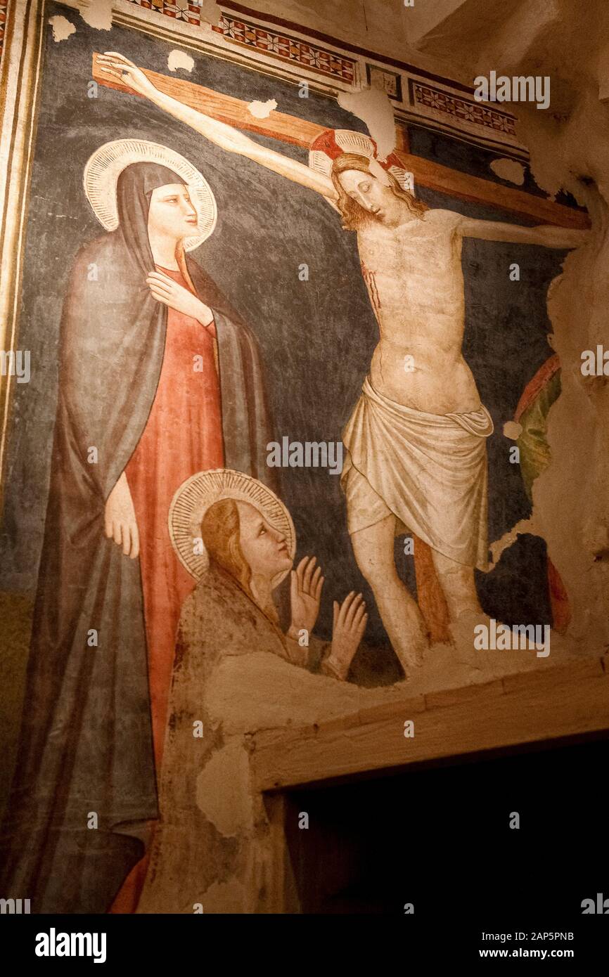 Italie Marche Fabriano - Église de San Venanzio : Peinture murale par Gentile Da Fabriano dans l'abside Banque D'Images