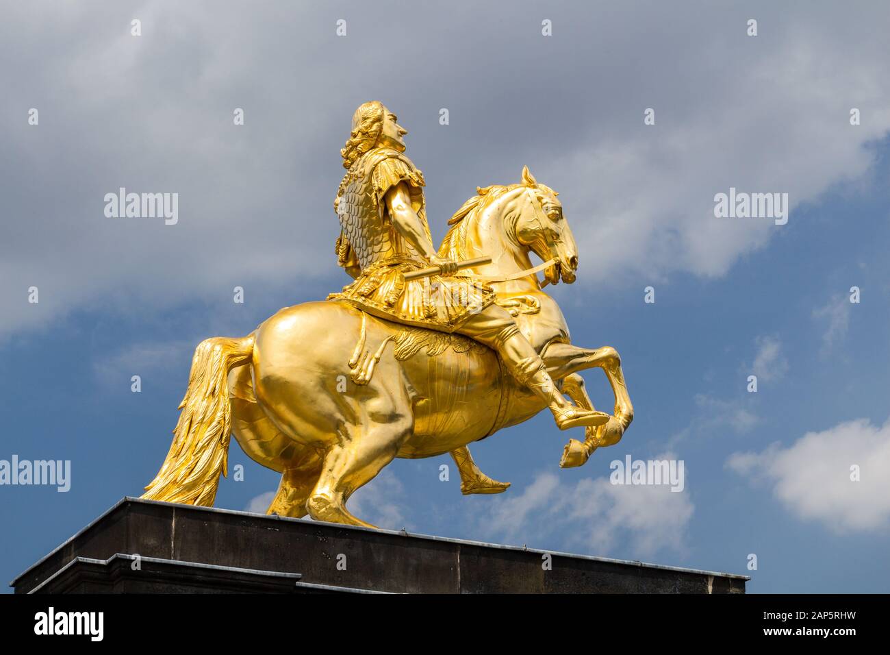 Golden Horse 'Goldener Reiter', la statue d'août la forte à Dresde, Saxe, Allemagne Banque D'Images