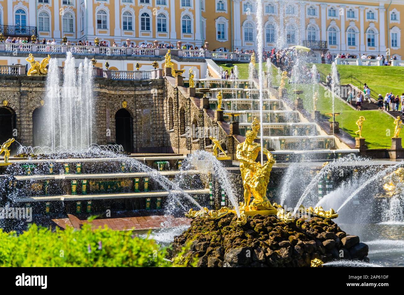 Fontaine De Samson Et Grande Cascade À Peterhof, Saint-Pétersbourg, Russie Banque D'Images