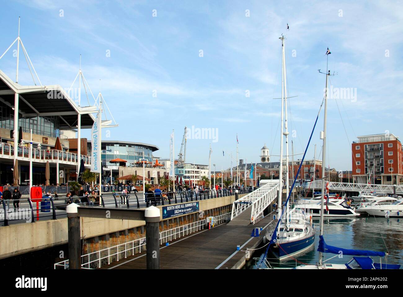 Port De Plaisance De Gunwharf Quays, Portsmouth, Hampshire Banque D'Images