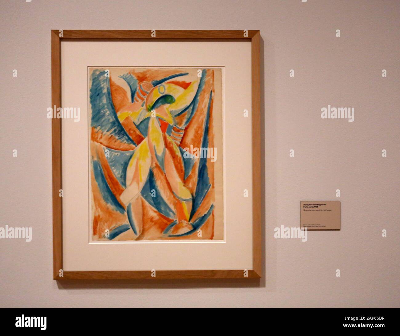 Bringin réuni plus de 300 œuvres et englobant l'ensemble de Picasso 80 ans de carrière , ce ground breaking exposition porte sur la myriade de façons dont l'artiste a travaillé .Pablo Picasso a travaillé dans une variété de médiums . Son engagement prolongé a connu une croissance de la profonde reconnaissance de l'artiste le monde physique et son désir de manipuler différents matériaux . Faits saillants : Femmes un leur toilette un extraordinaire collage de coupé et collé . Les dessins de Picasso : Self portrait et femme assise ( Dora)ils disposent avec la variété des techniques d'impression qu'il explore . Banque D'Images