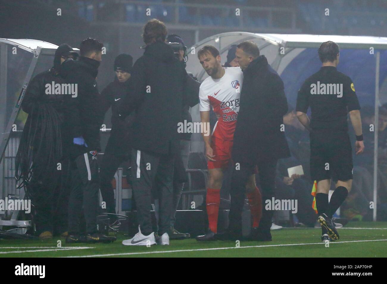 EINDHOVEN, 21-01-2020, Jan Louwers KNVB Beker, Néerlandais Stadion 2019/2020. Eindhoven - Utrecht. Utrecht player Willem Janssen blessés pendant le match Eindhoven - Utrecht. Banque D'Images