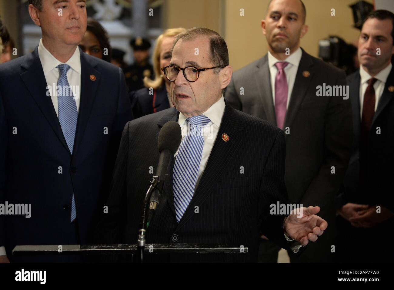 Washington, DC, USA. 21 Jan, 2020. 1/21/20 -Le Capitole -Washington, DC.Le procès d'impeachment du président du Sénat l'atout de Donald commence à la capitale américaine.M. Jerry Nadler prend .aux questions des médias. Credit : Christy Bowe/ZUMA/Alamy Fil Live News Banque D'Images