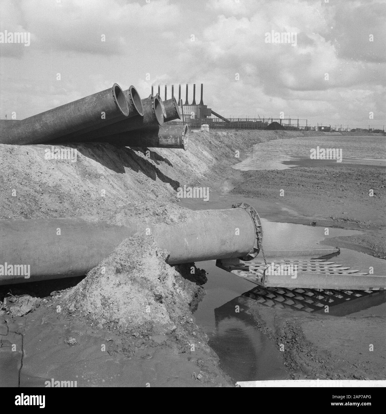 Le port d'Amsterdam se développe, démolir Date : septembre 6, 1960 Mots-clés : PORTS Banque D'Images