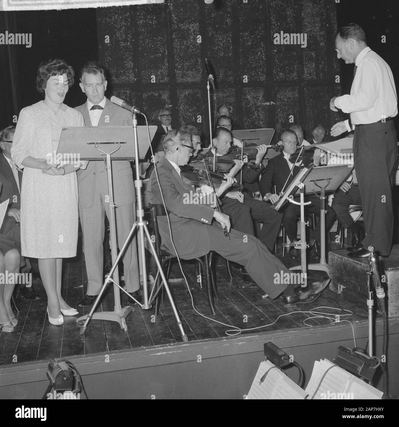 Le vol dans le studio Cinetone commencé Date : 10 septembre 1962 Renseignements personnels Nom : Cinetonestudio Banque D'Images