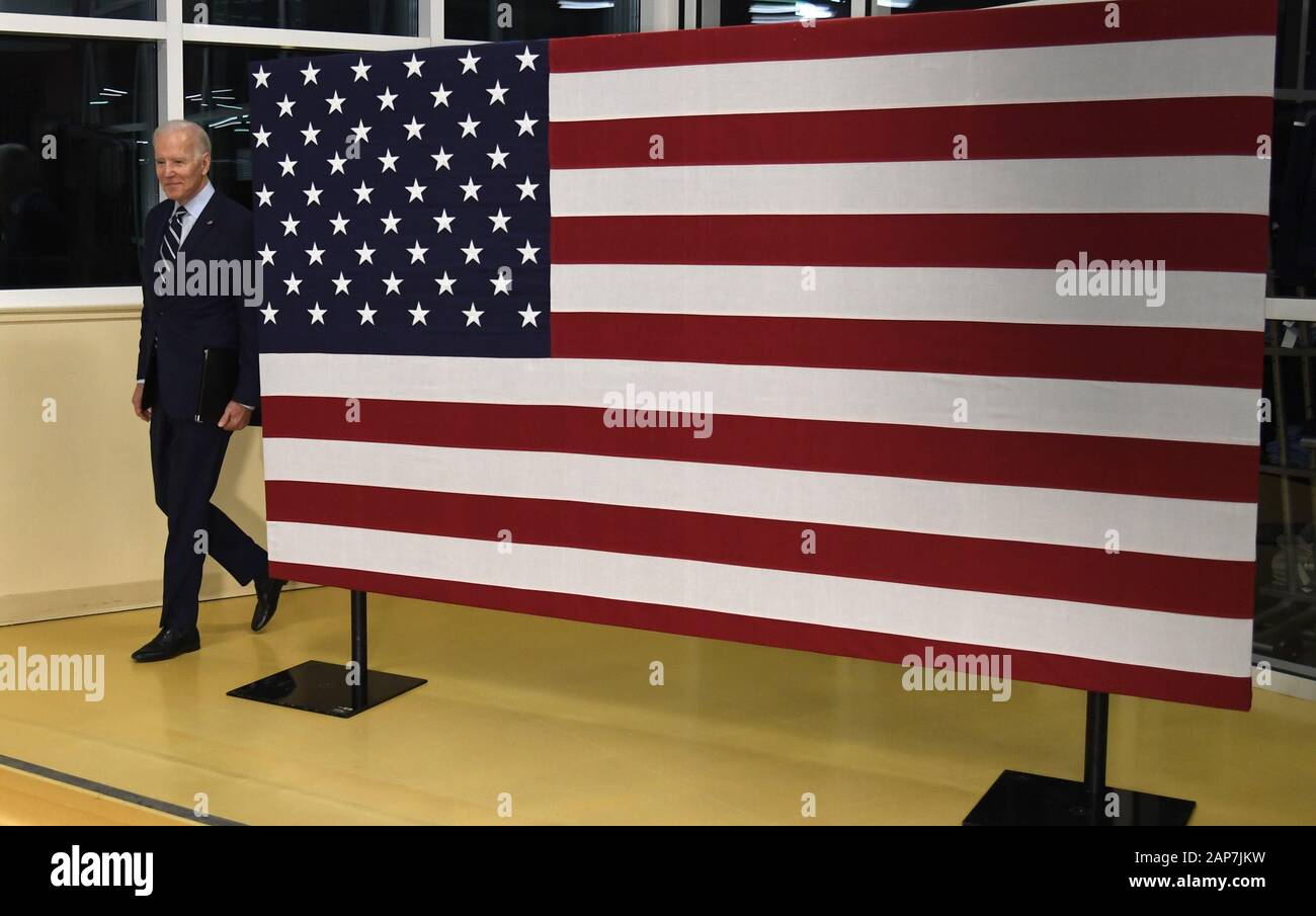 Fort Dodge, United States. 21 Jan, 2020. Le candidat démocrate pour 2020 l'ancien Vice-président américain Joe Biden, arrive à l'Iowa Central Community College pour un événement de campagne, dans la région de Fort Dodge, Iowa, le mardi, Janvier 21, 2020. Les candidats continuent d'avant la campagne de l'Iowa's premier-dans-le-caucus de la nation le 3 février. Photo de Mike Theiler/UPI. Credit : UPI/Alamy Live News Banque D'Images