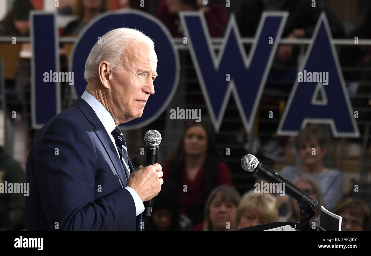 Fort Dodge, United States. 21 Jan, 2020. Le candidat démocrate pour 2020 l'ancien Vice-président américain Joe Biden fait remarques pendant un événement communautaire à Iowa Central Community College, à Fort Dodge, Iowa, le mardi, Janvier 21, 2020. Les candidats continuent d'avant la campagne de l'Iowa's premier-dans-le-caucus de la nation le 3 février. Photo de Mike Theiler/UPI. Credit : UPI/Alamy Live News Banque D'Images
