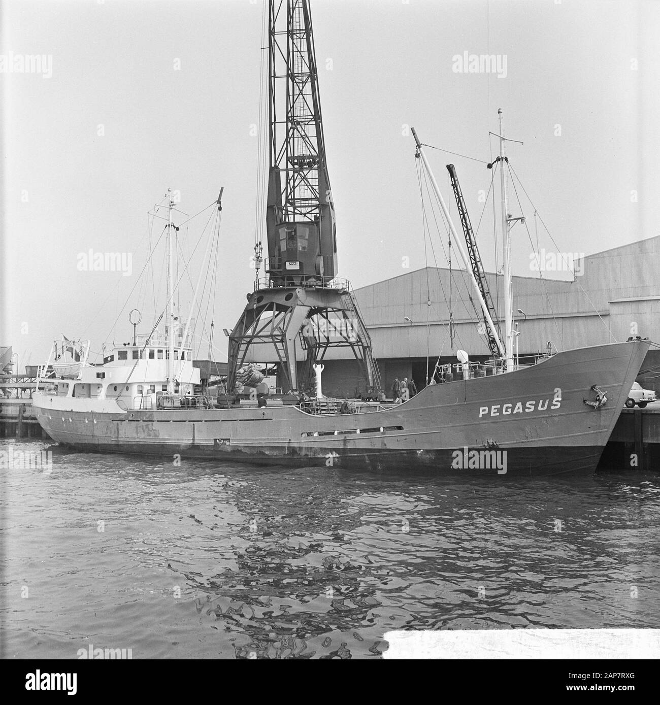 Le Port De Rotterdam Date : 22 Avril 1964 Lieu : Rotterdam, Zuid-Holland Mots Clés : Ports Banque D'Images