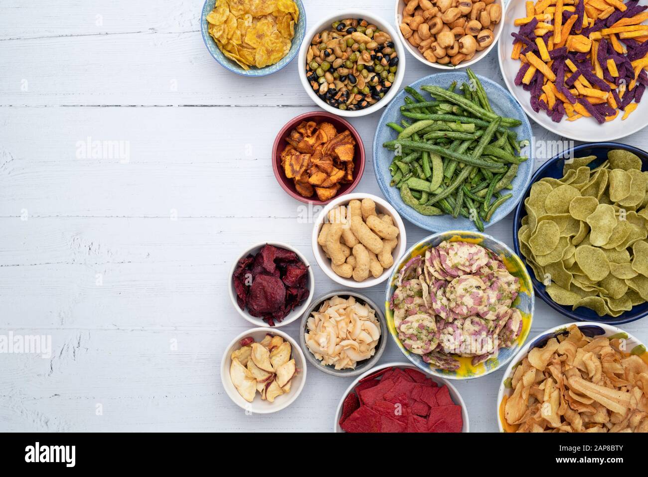 En-cas à base de fruits et de légumes. En-cas végétariens/végétaliens sains Banque D'Images