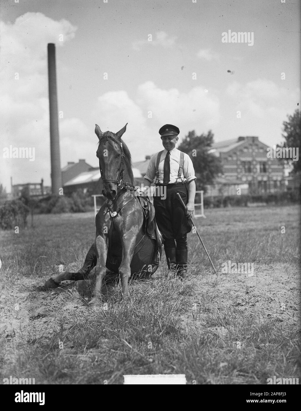 Bereden police Amsterdam 50 ans épreuves de dressage Date: 18 juin 1950 lieu: Amsterdam, Noord-Holland mots clés: Police, chevaux Banque D'Images