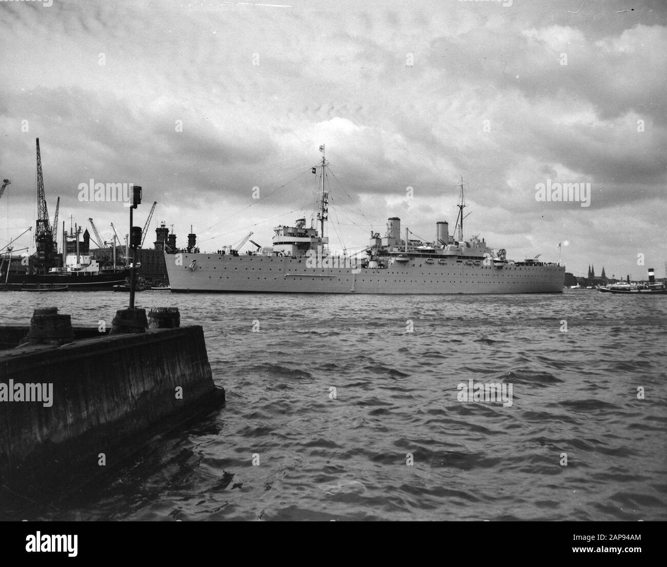 British minesweeper Mothership Maidstone à Amsterdam Date: 12 septembre 1956 lieu: Amsterdam, Noord-Holland mots clés: Minesweeper Banque D'Images