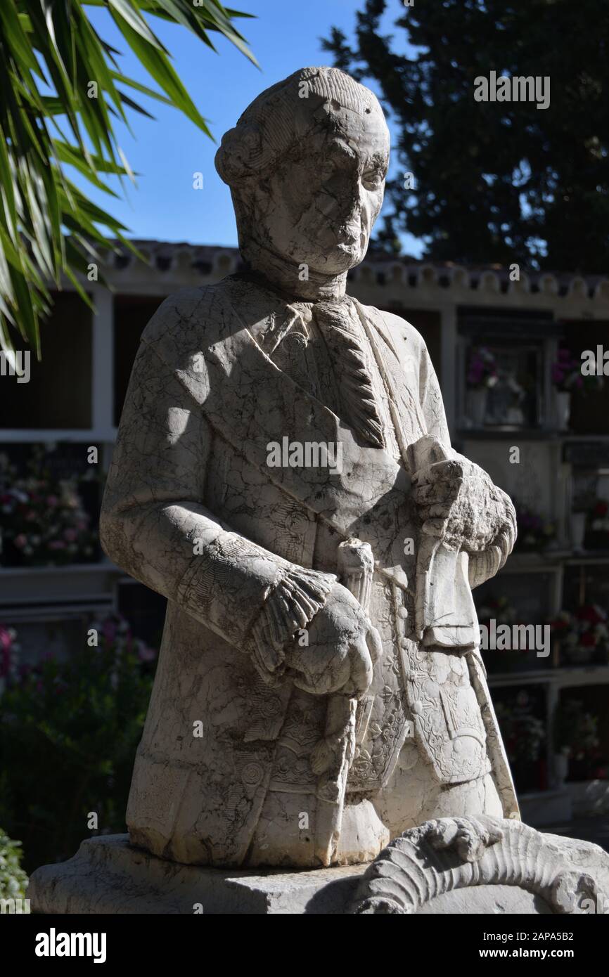 Sculpture de la famille Galvez dans le cimetière de Macharaviaya, Espagne Banque D'Images
