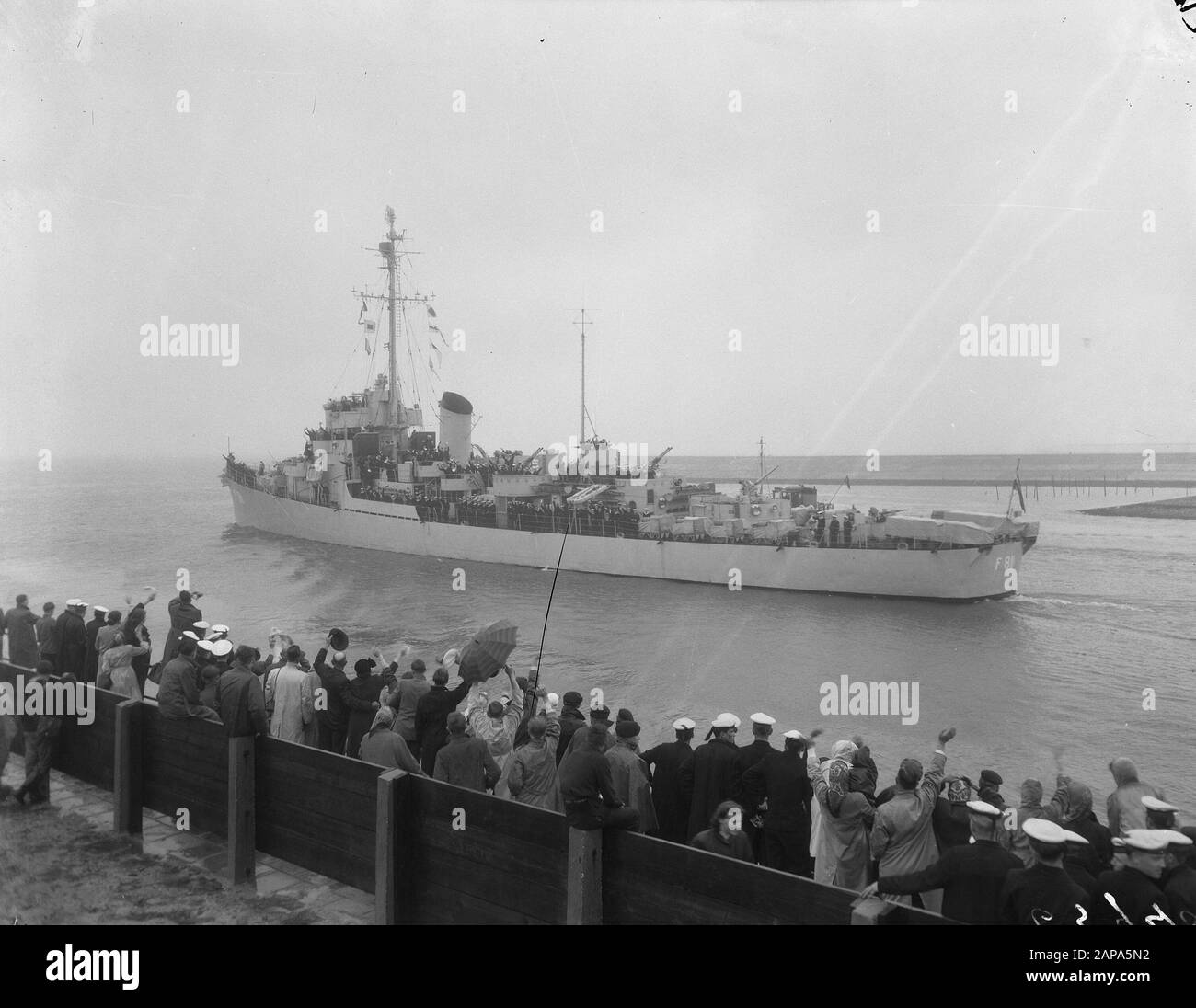 Den Helder, Hr. Mme Dan. Frégate van Zijll départ à Kore Date: 14 juillet 1954 lieu: Den Helder mots clés: Ships Nom personnel: HR. Mme Dan. Frégate van Zijll Banque D'Images