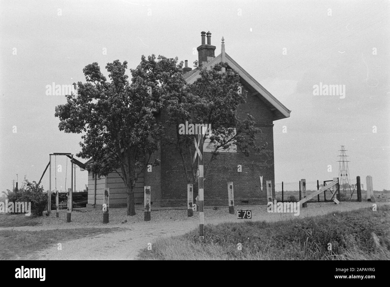 Points Fixes Culturetechnical Service Description: Baanwachtershuis Près D'Echteld (Swailverland Rechteld-Lienden) Annotation: E-79. Mots clés restants : consolidation des terres, ajustements des eaux de terrain Banque D'Images Points Fixes Culturetechnical Service Description: Baanwachtershuis Près D'Echteld (Swailverland Rechteld-Lienden) Annotation: E-79. Mots clés restants : consolidation des terres, ajustements des eaux de terrain Banque D'Images