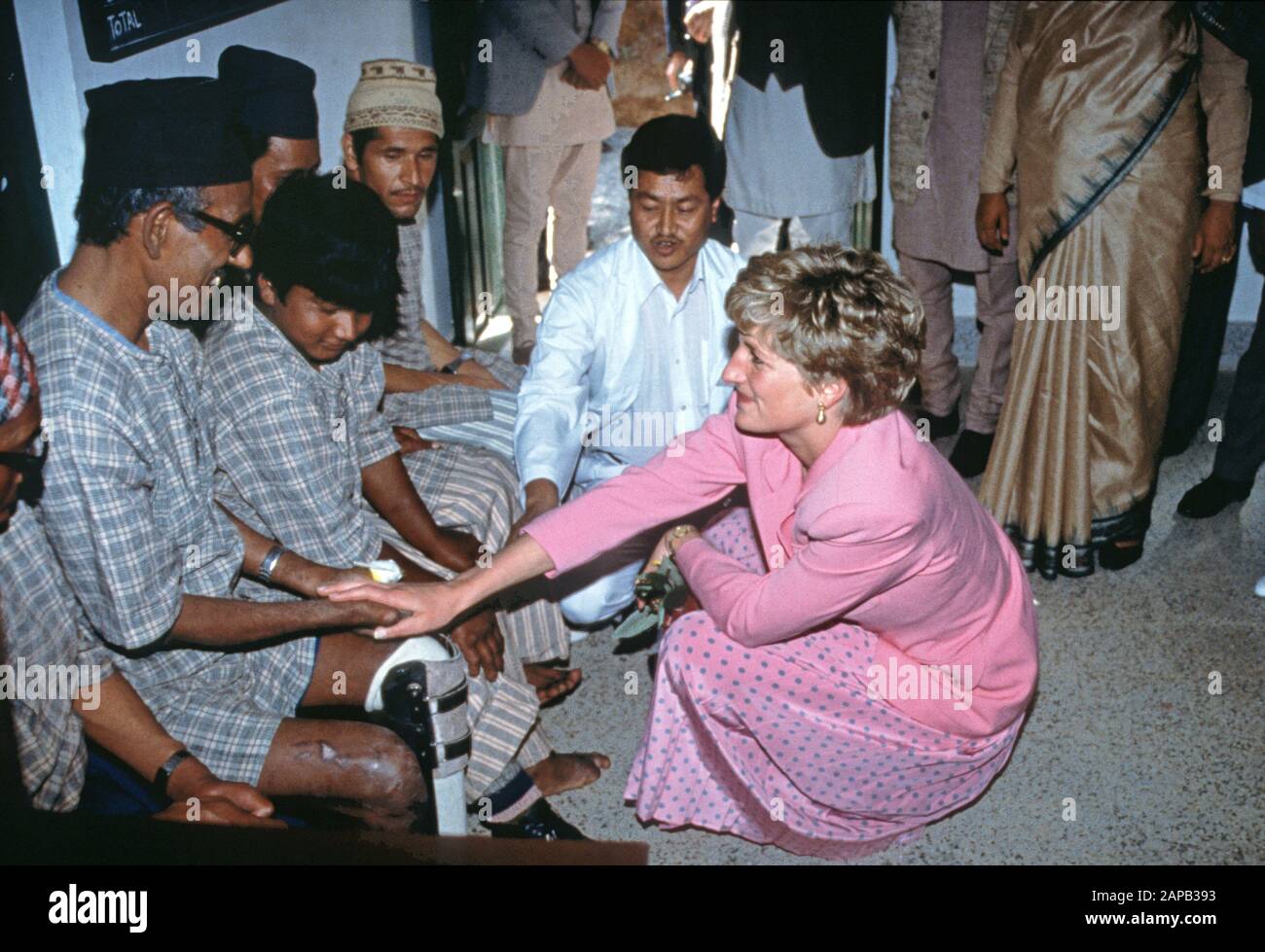 La princesse Diana de HRH visite Budhanilkantha près de Katmandou, Népal, mars 1993. Banque D'Images