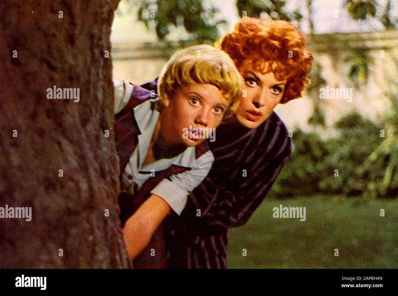 Le FILM WALT Disney Productions 1961 DU PIÈGE PARENT avec Hayley Mills à gauche et Maureen O'Hara Banque D'Images