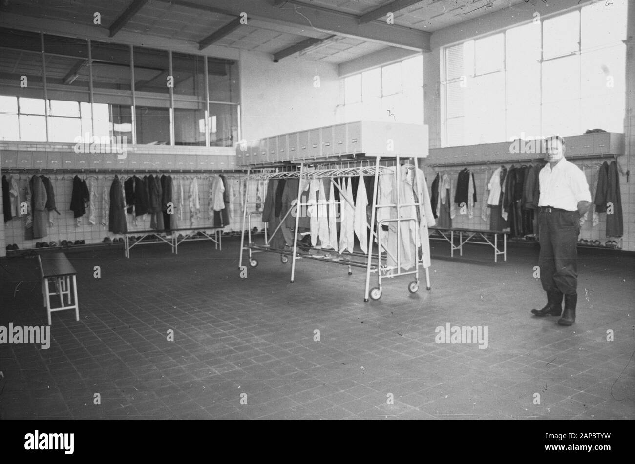 5x5 armoire Date: Non daté mots-clés: Garderobes Banque D'Images