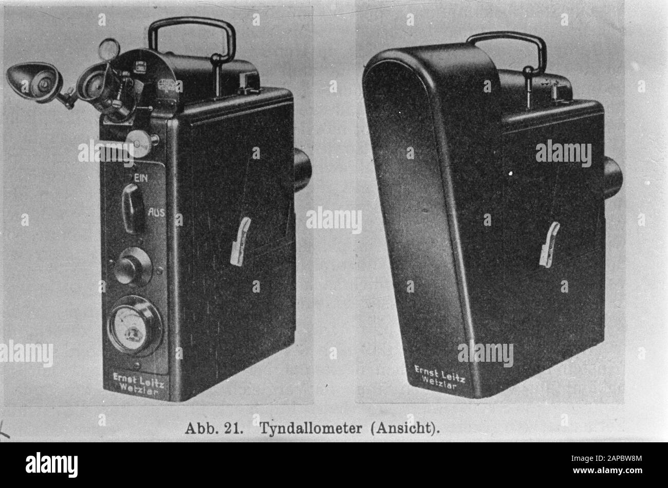 3.5x3.5 (2) Tyndallomètre Date : 1946 mots clés : tyndallomètres Banque D'Images