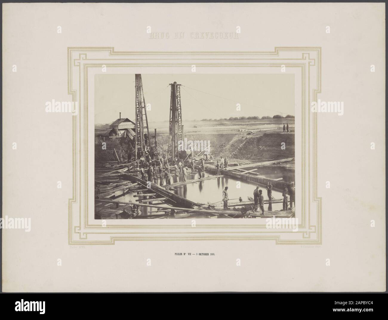 Pont ferroviaire près de Crevecoeur Description: Construction de la fondation du pont. Pilier numéro VII Date: 9 octobre 1868 lieu: Hedel, Hedel, Noord-Brabant, Noord-Brabant mots clés: Ponts, piliers, ponts ferroviaires, génie hydraulique Banque D'Images
