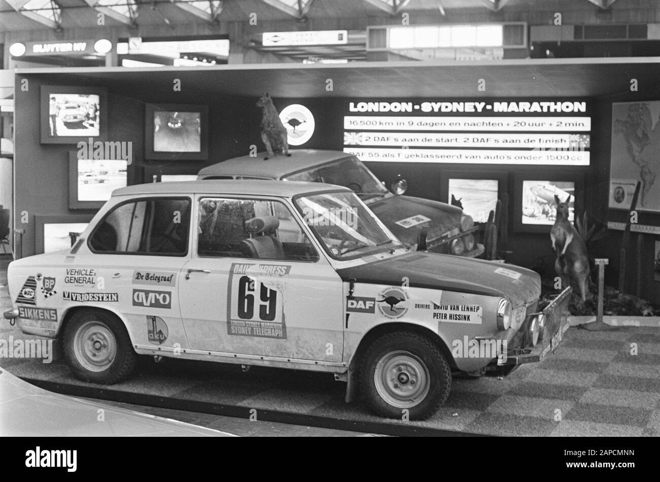 Jeudi prochain commence 58ème exposition RAI de voitures de tourisme, de Daf 55 du rallye marathon Londres-Sydney Date: 11 février 1969 lieu: Amsterdam mots clés: Voitures, commerce de voitures, foires, expositions Banque D'Images