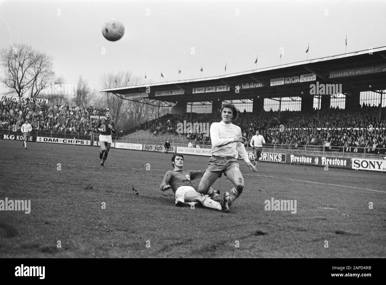 AJAX vs AZ 67 8-1 Date : 29 novembre 1970 mots clés : sport, football Nom de l'institution : AJAX Banque D'Images