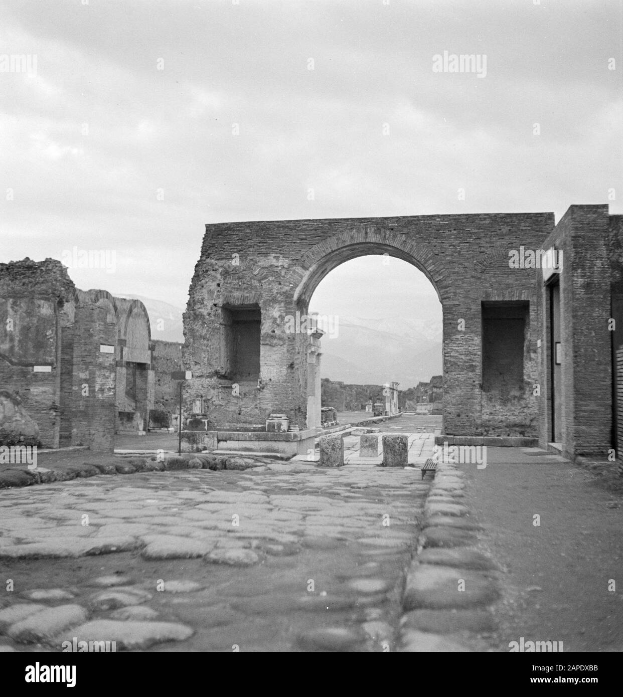 Fouilles à Pompéi Description: Archéologie, fouilles, ruines, Pompéi, Italie Date: Non daté lieu: Italie, Pompéi mots clés: Archéologie, fouilles, ruines Banque D'Images