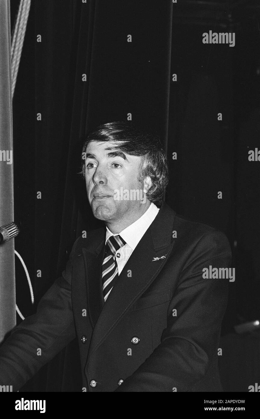 Conseil du Parti ARP à Zutphen; Président de Boer Speaking (photo prise le vendredi 18-05-2009) Date: 19 mai 1979 lieu: Gelderland, Zutphen mots clés: Politique, portraits, réunions, présidents Nom personnel: Boer, Hans de Institutioningsname: AR Banque D'Images