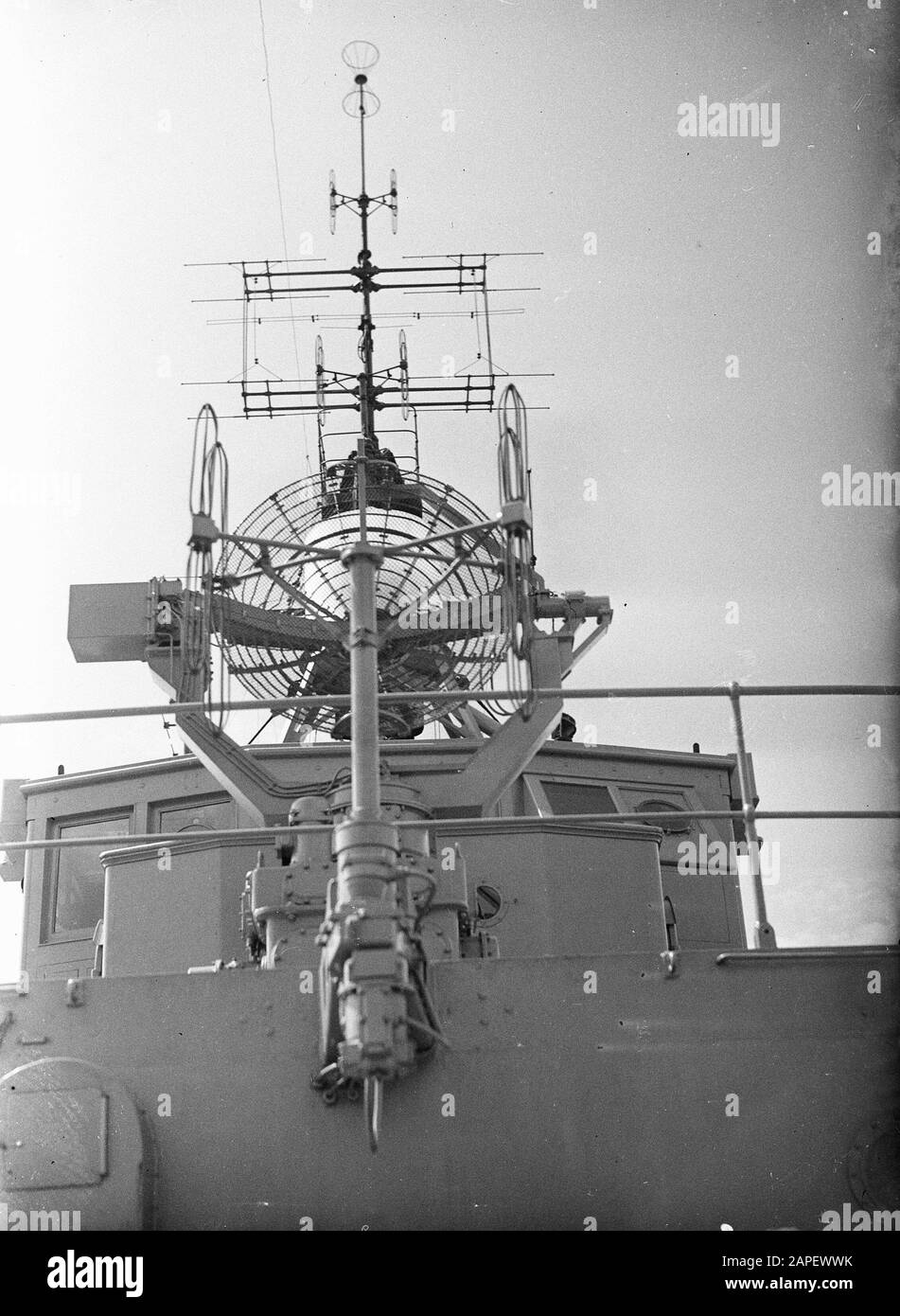Navire À Moteur D'Antenne Sumba Date : 1 Juillet 1947 Mots Clés : Antennes Banque D'Images