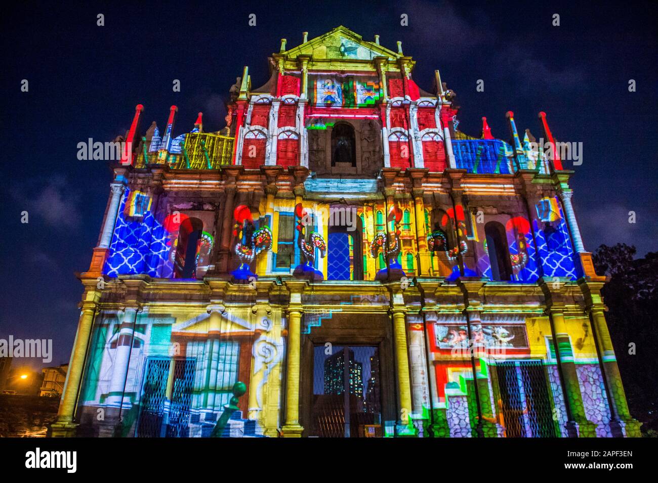 Projection sur la façade des ruines de St Pauls à Macao lors du festival annuel de la lumière de Macao Banque D'Images
