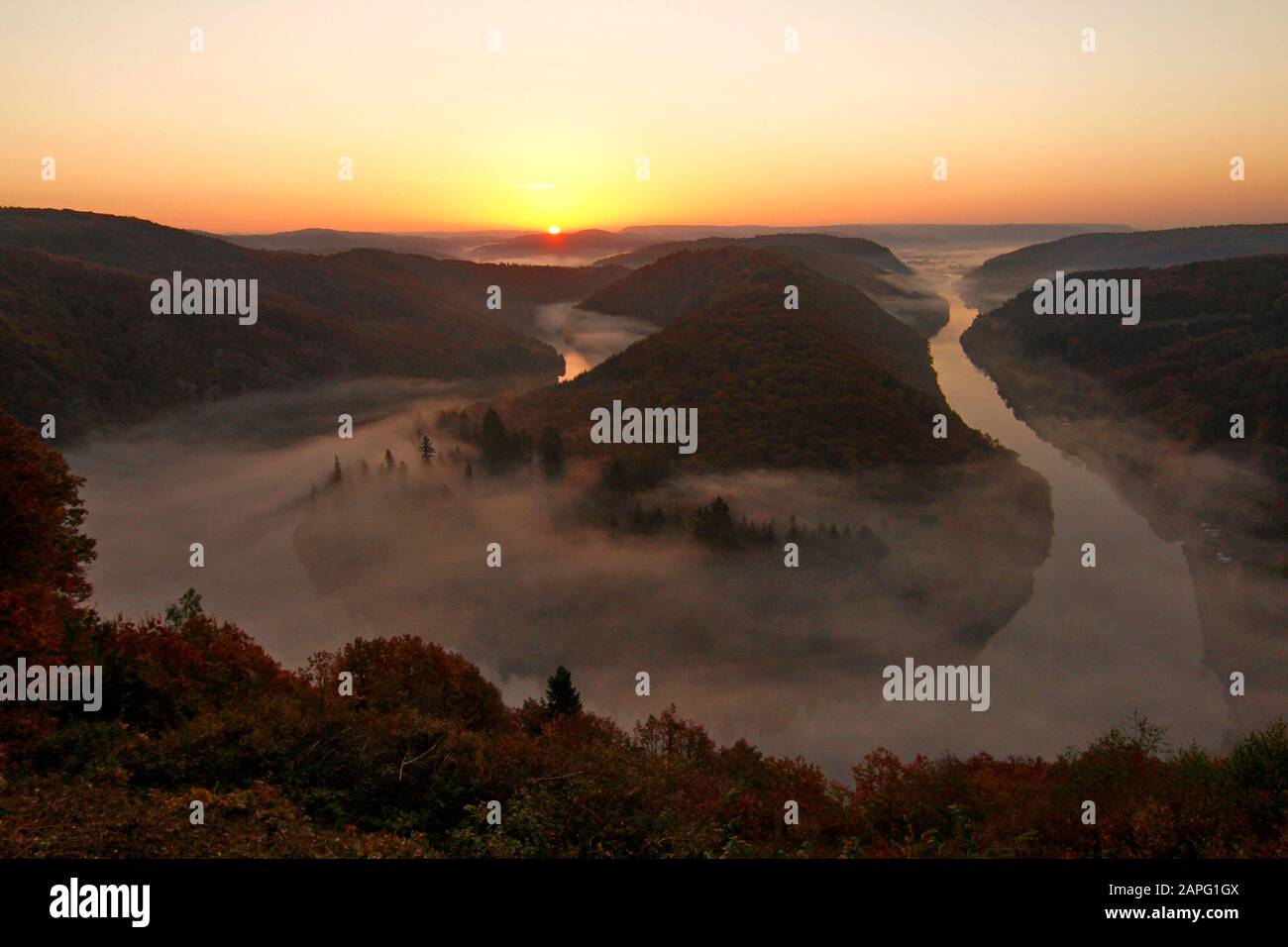 Grande Boucle De La Saar En Automne, Mettlach, Saar Valley, Sarre, Allemagne Banque D'Images