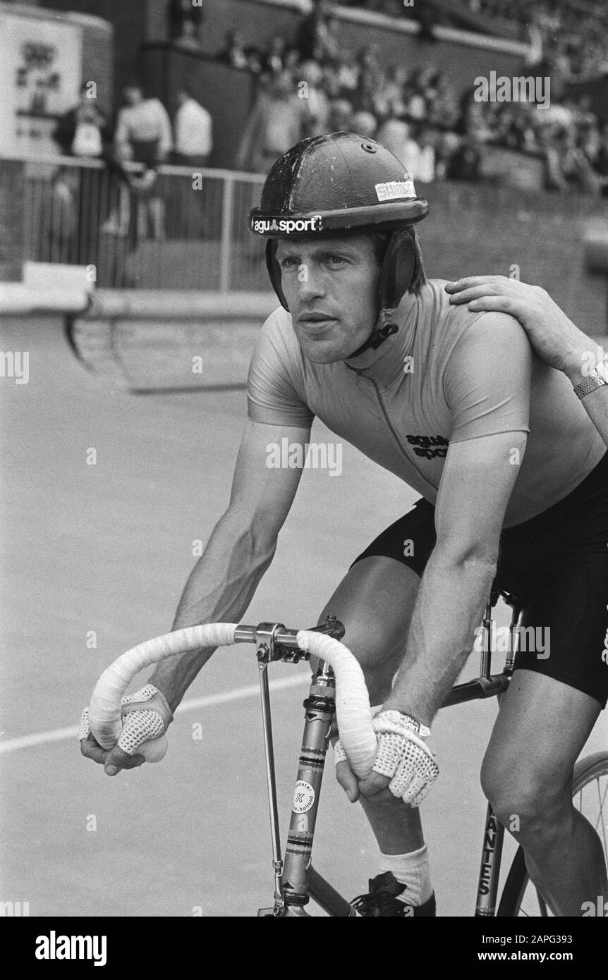 Championnats du monde de cyclisme 1979 au Stade olympique d'Amsterdam, disputant pour les pros Description: Cees Stam Date: 2 septembre 1979 lieu: Amsterdam, Noord-Holland mots clés: Portraits, sports, cyclisme Nom personnel: Tribu, Cees Banque D'Images