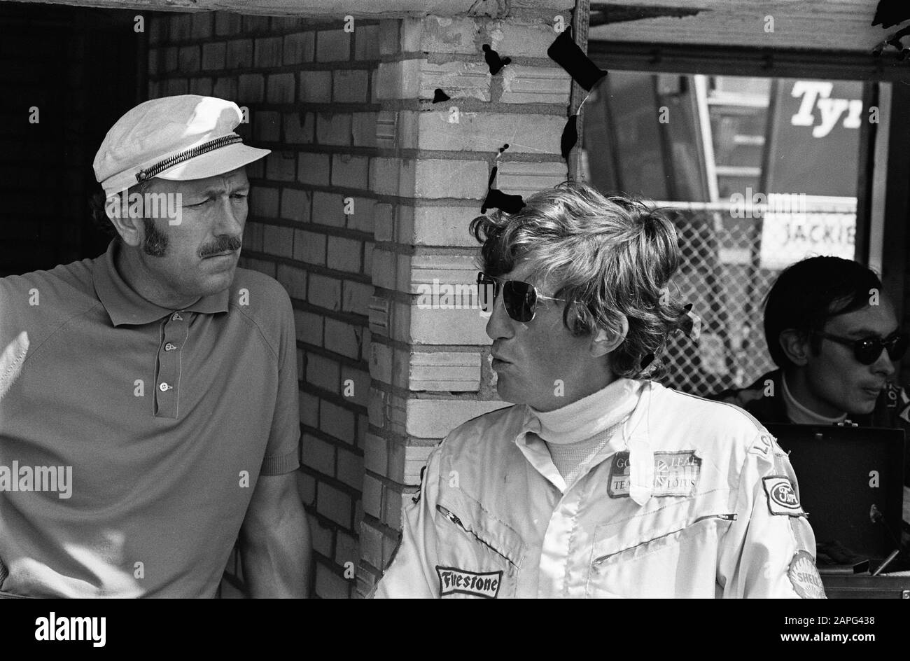 Grand Prix 1970 pour les voitures de Formule I à Zandvoort; premier jour de formation; nr. 11 (à gauche) Colin Chapman, rech Jochem Rindt.; Banque D'Images