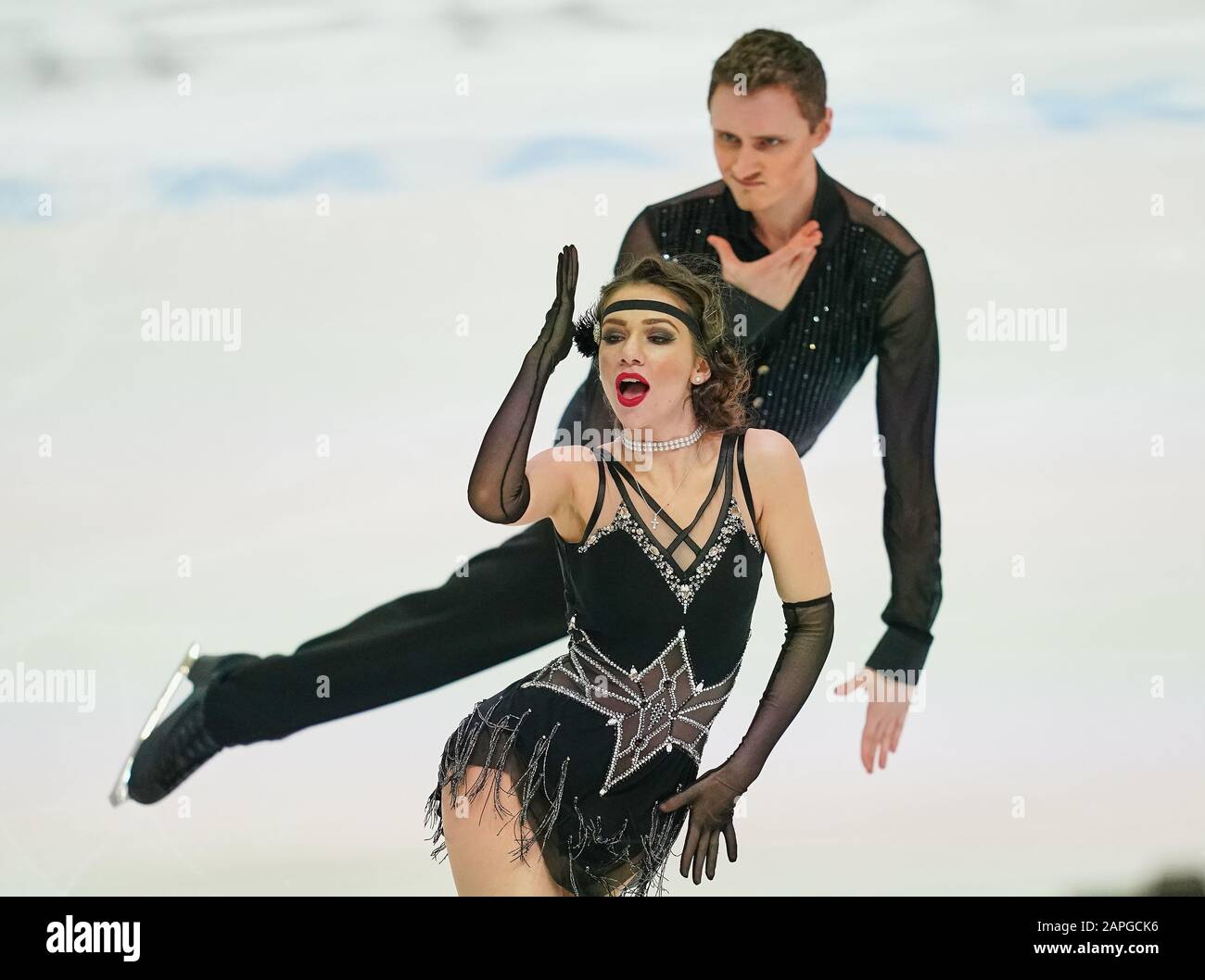 Steiermarkhalle, Graz, Autriche. 23 janvier 2020: Mina Zdravkova et Christopher M. Davis de Bulgarie lors de la danse sur glace aux Championnats européens de patinage artistique de l'UIP à Steiermarkhalle, Graz, Autriche Banque D'Images